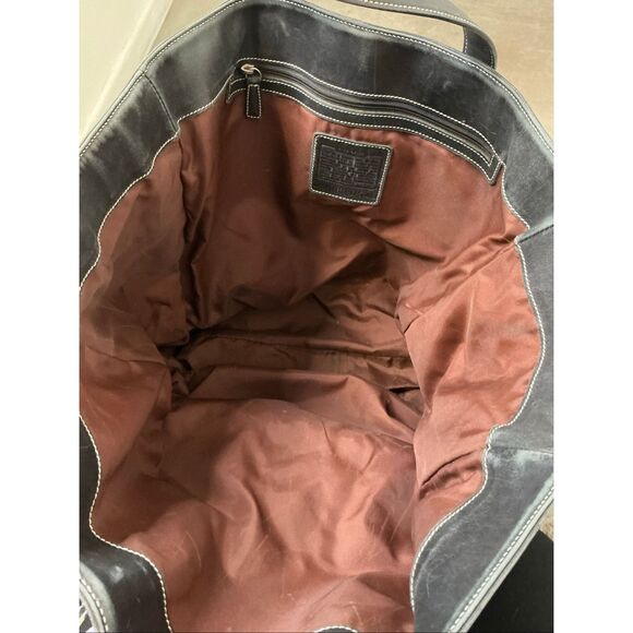 Coach Large Leather Vintage Handbag - Picture 6 of 11